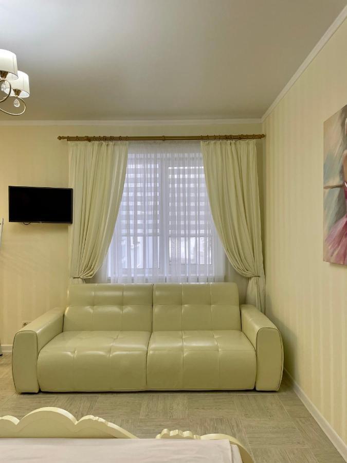 ברסט Lebediny Guest House מראה חיצוני תמונה