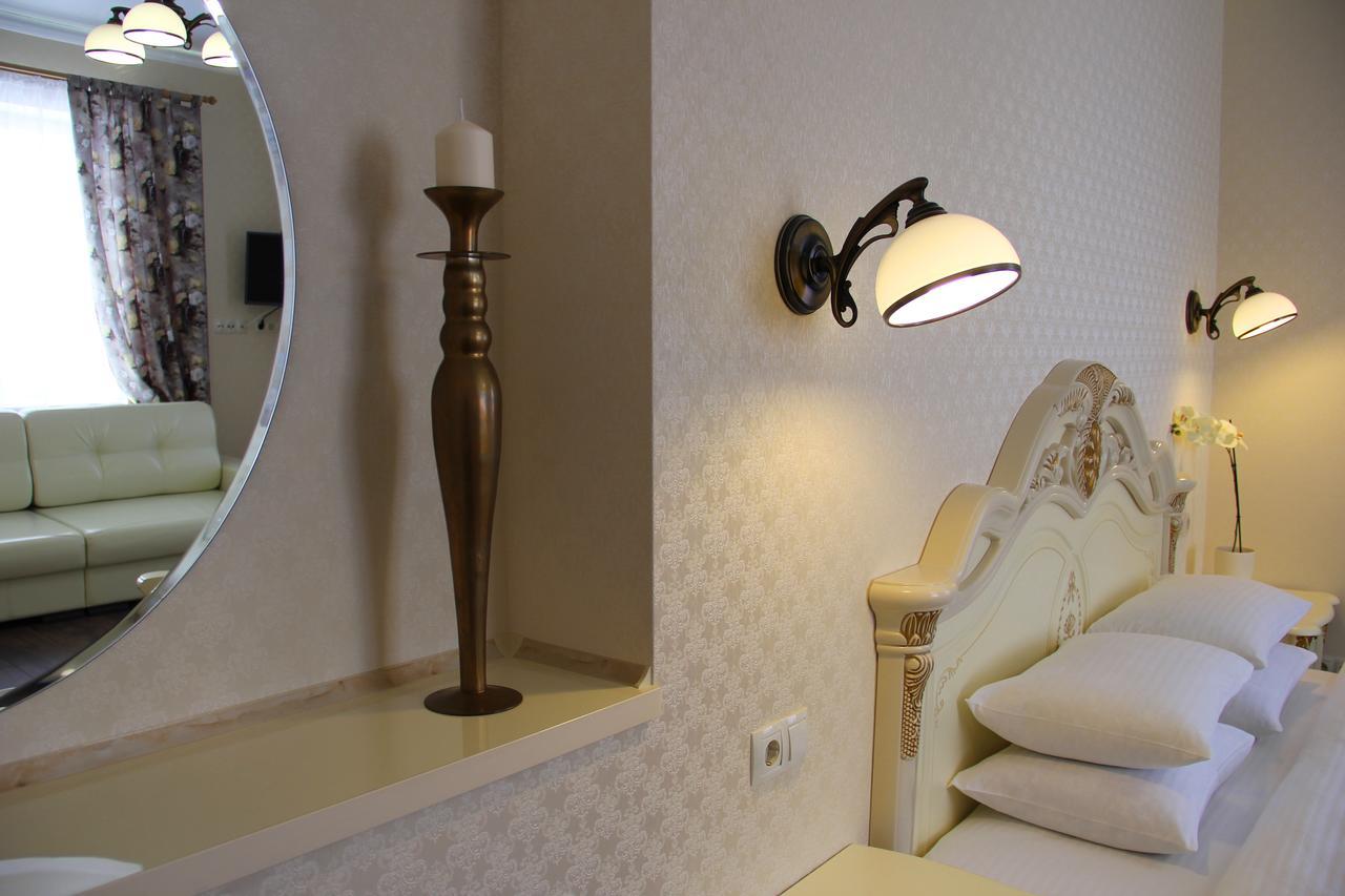 ברסט Lebediny Guest House מראה חיצוני תמונה