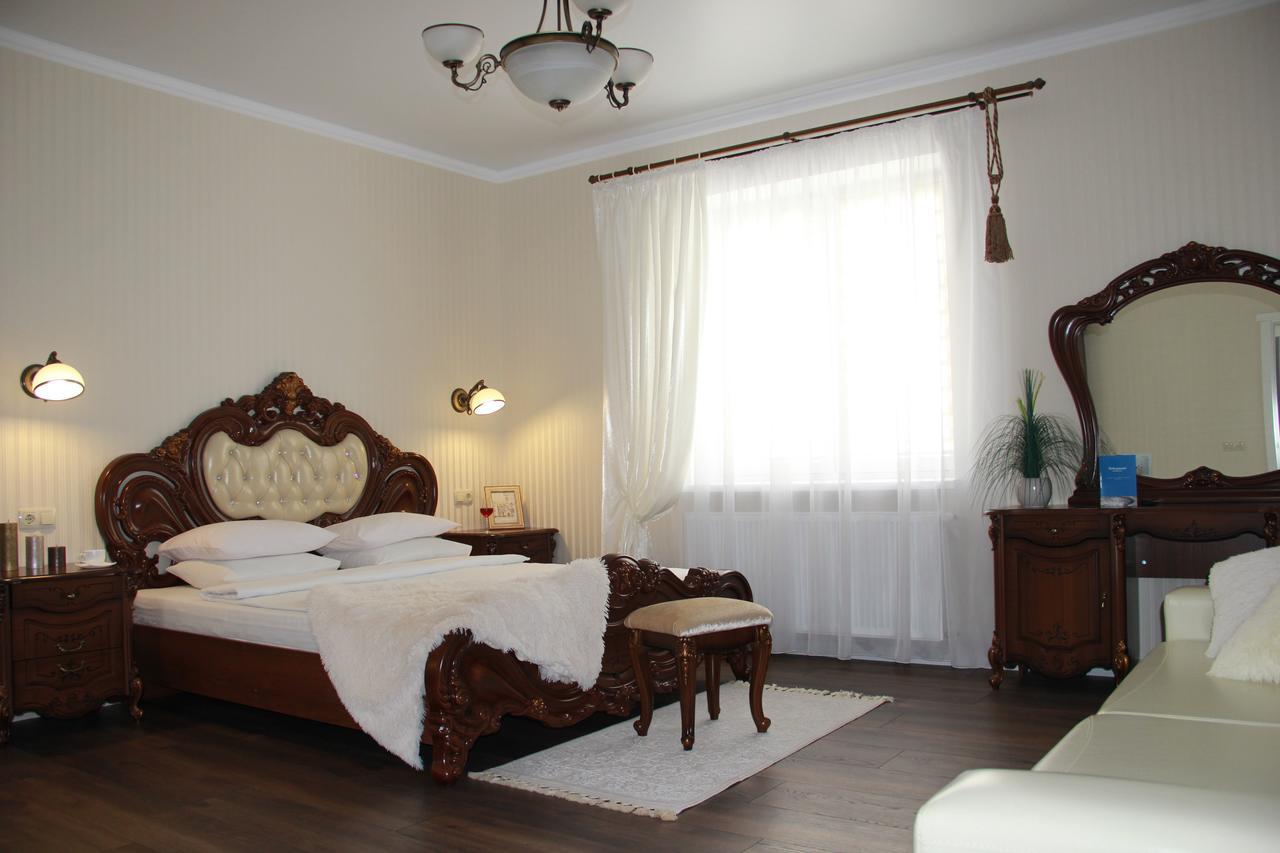 ברסט Lebediny Guest House מראה חיצוני תמונה